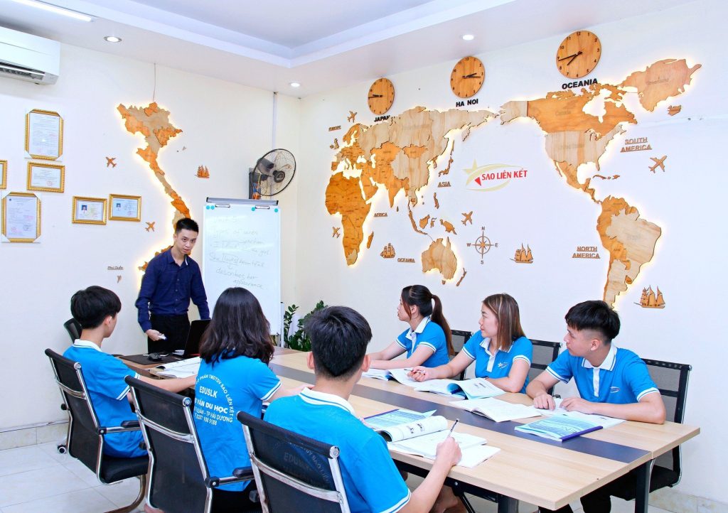 Tiếng anh du học 13 z4593627797041 a340214b1105a3813997c889259ad34b