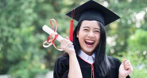 Đáp ứng các điều kiện để xin học bổng du học canada